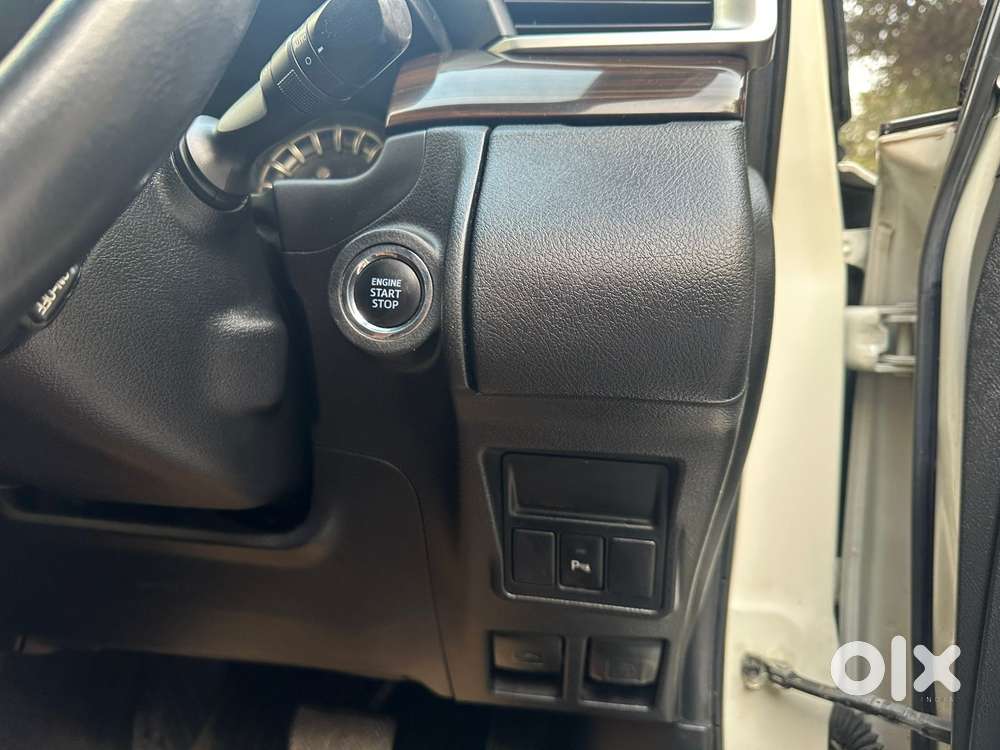 Toyota Innova Crysta