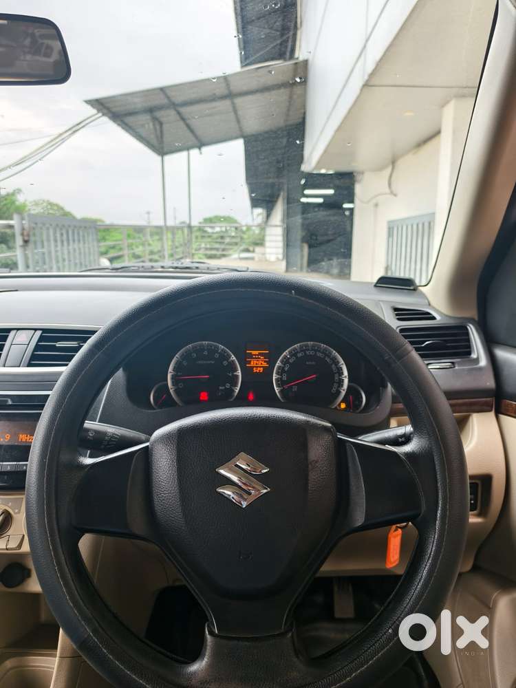 Maruti Suzuki Dzire 1.2 Vxi, 2015, Petrol