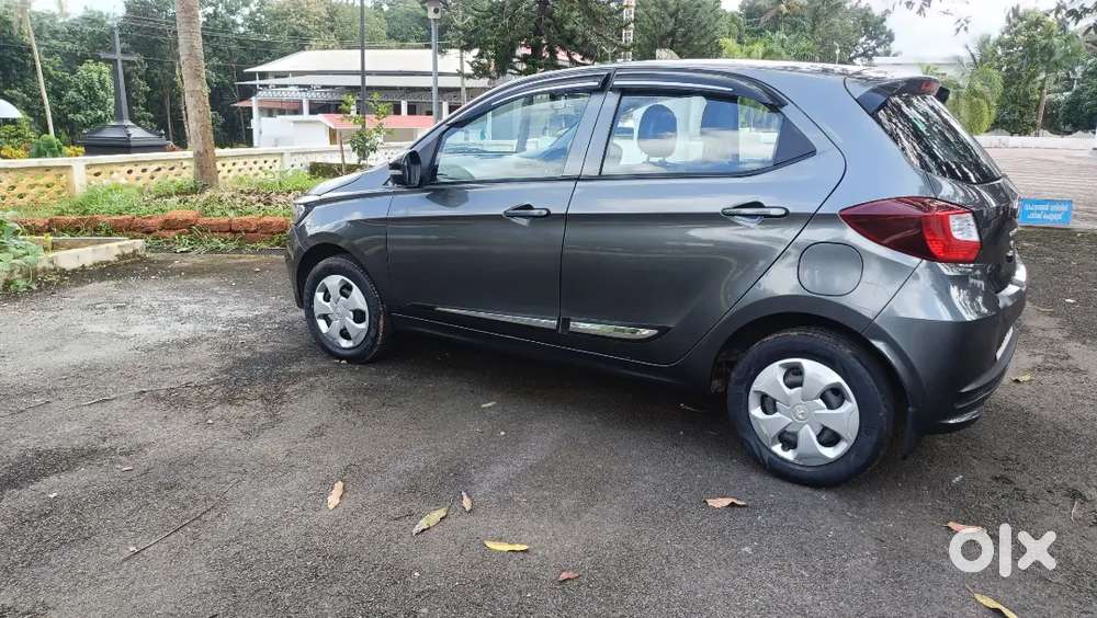 2022tata Tiago Xt 1.2 Petrol, Single Owner Low Kilometer