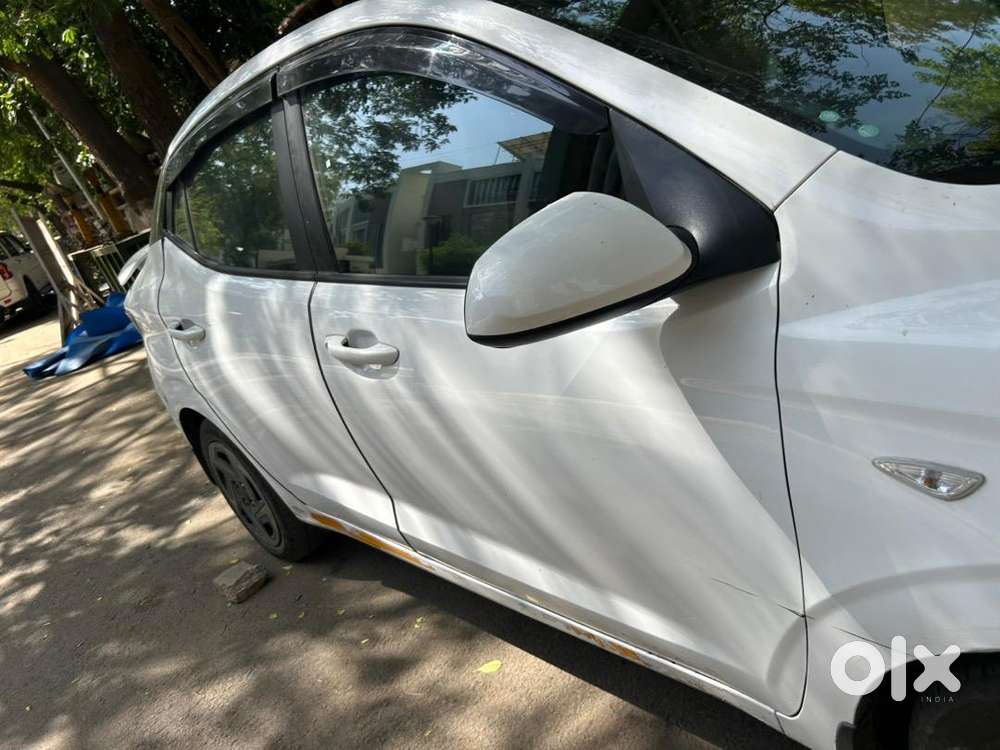 Texi Parcing Car  Aura 2025 Model