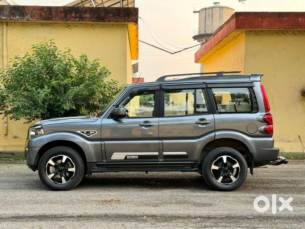 Mahindra Scorpio Classic 2.2 S 11 Mt 7 Str, 2022, Diesel