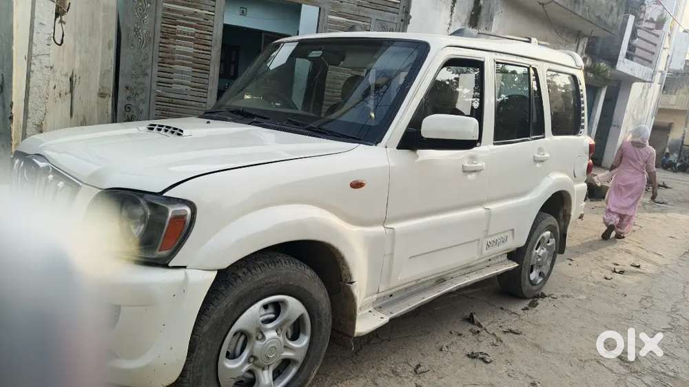 Mahindra Scorpio Classic 2011