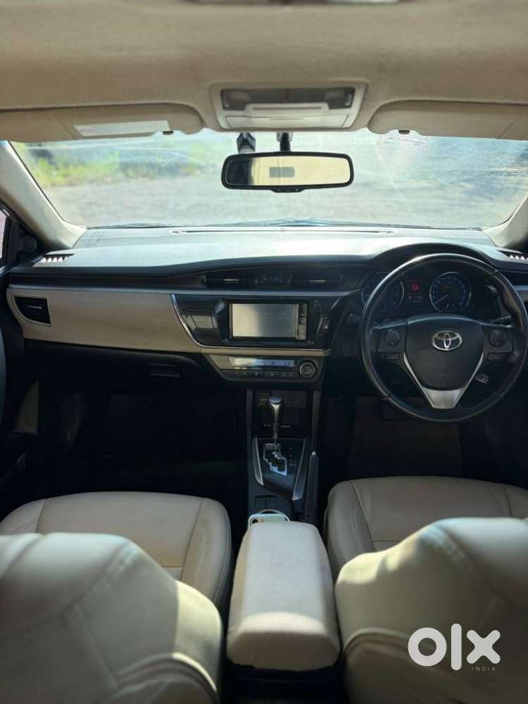 Toyota Corolla Altis 1.8 Vl, 2014, Petrol