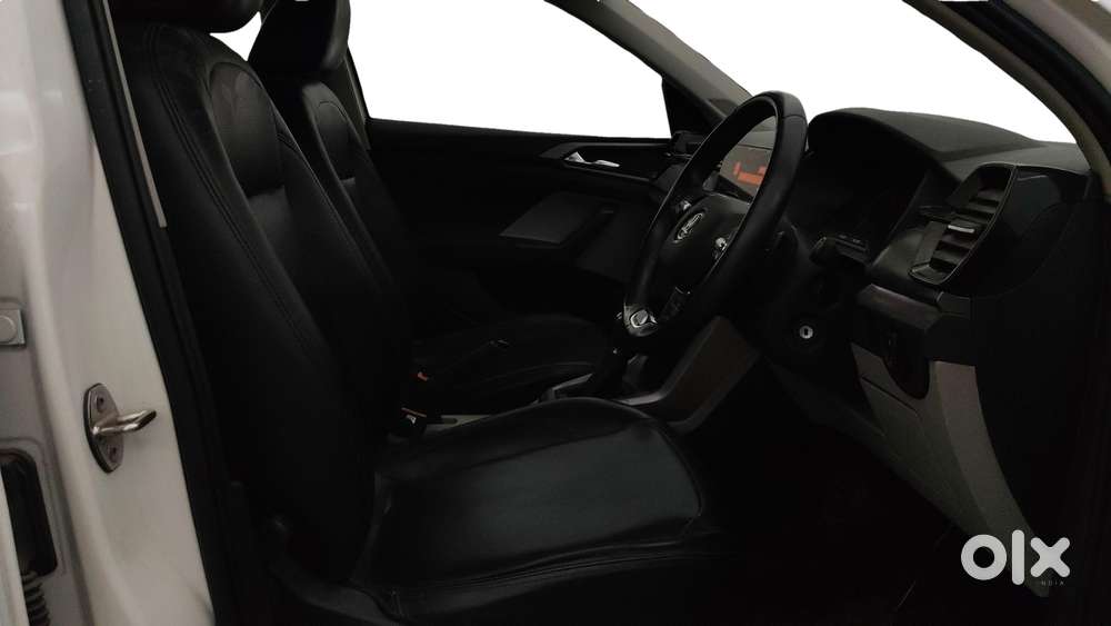 Skoda Kushaq 1.0 Ambition Classic Tsi At, 2021, Petrol
