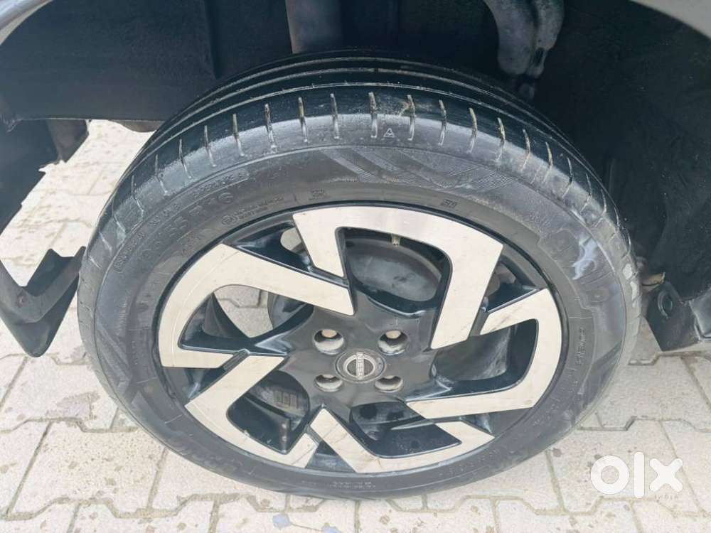 Nissan Magnite 1.0 Xv Turbo Cvt, 2022, Petrol