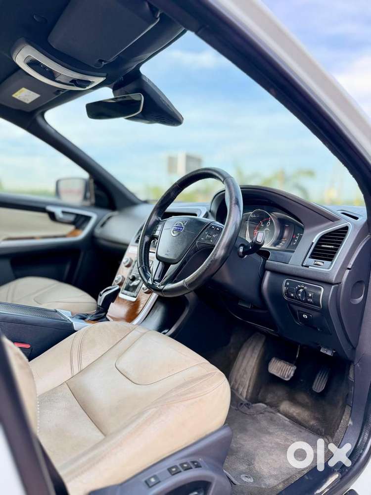 Volvo Xc60 Momentum D4, 2017, Diesel