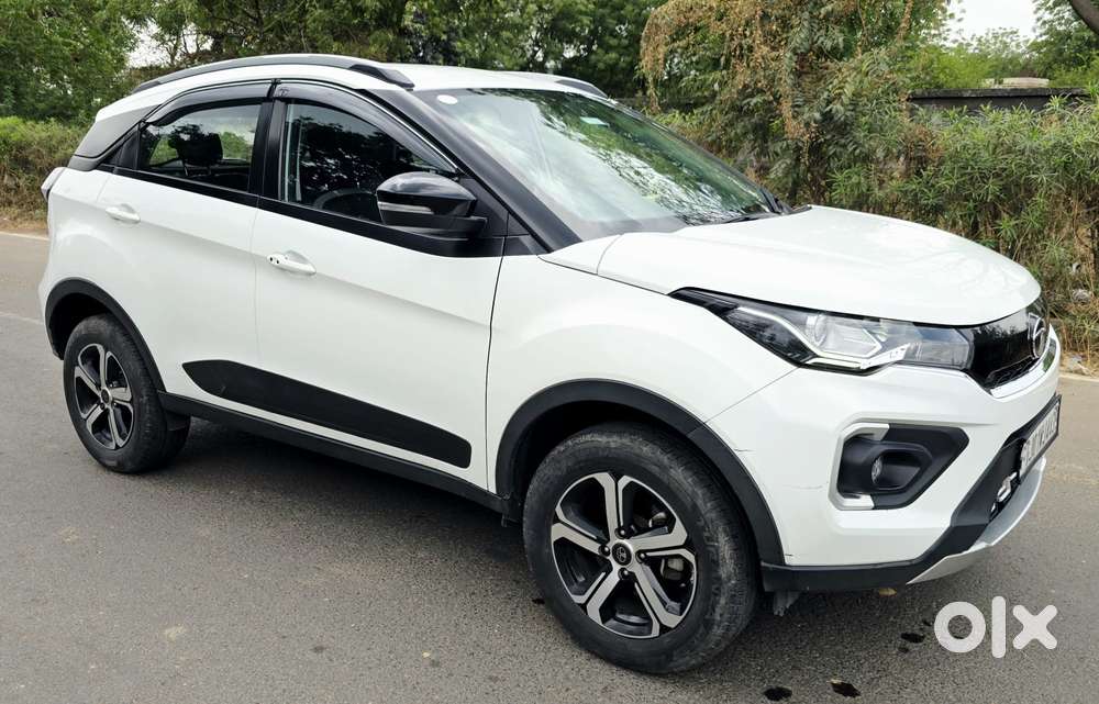 Tata Nexon 1.2 Revotron Xza Plus, 2022, Petrol