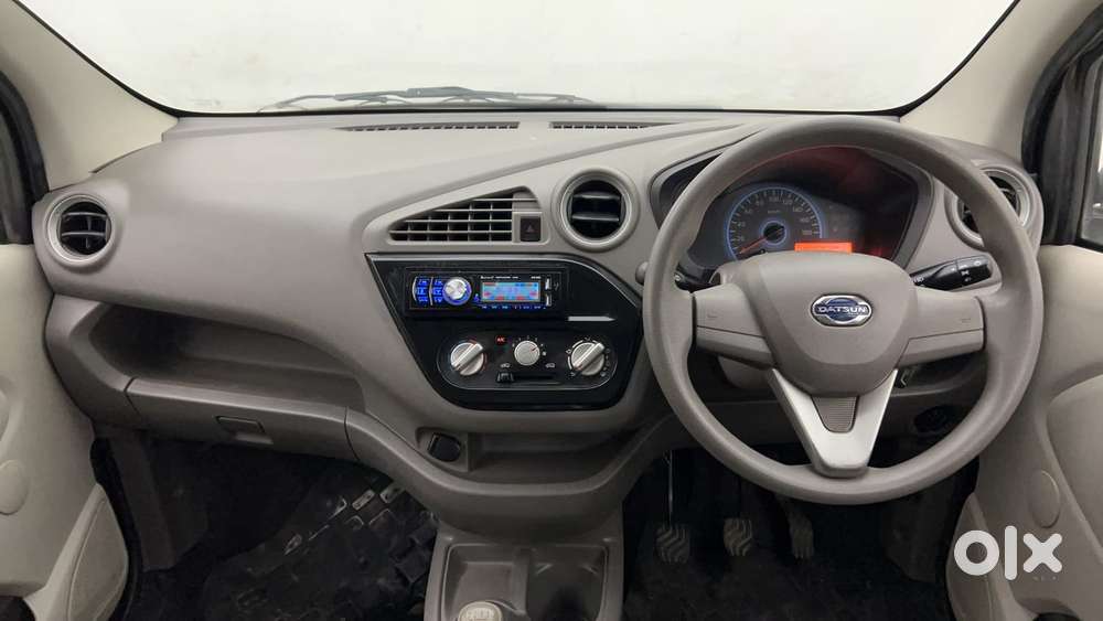 Datsun Redigo T Option, 2016, Petrol