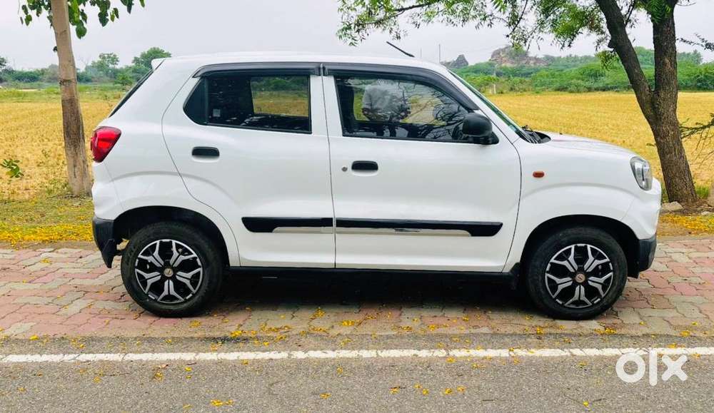 Maruti Suzuki S-presso Vxi Opt, 2022, Petrol