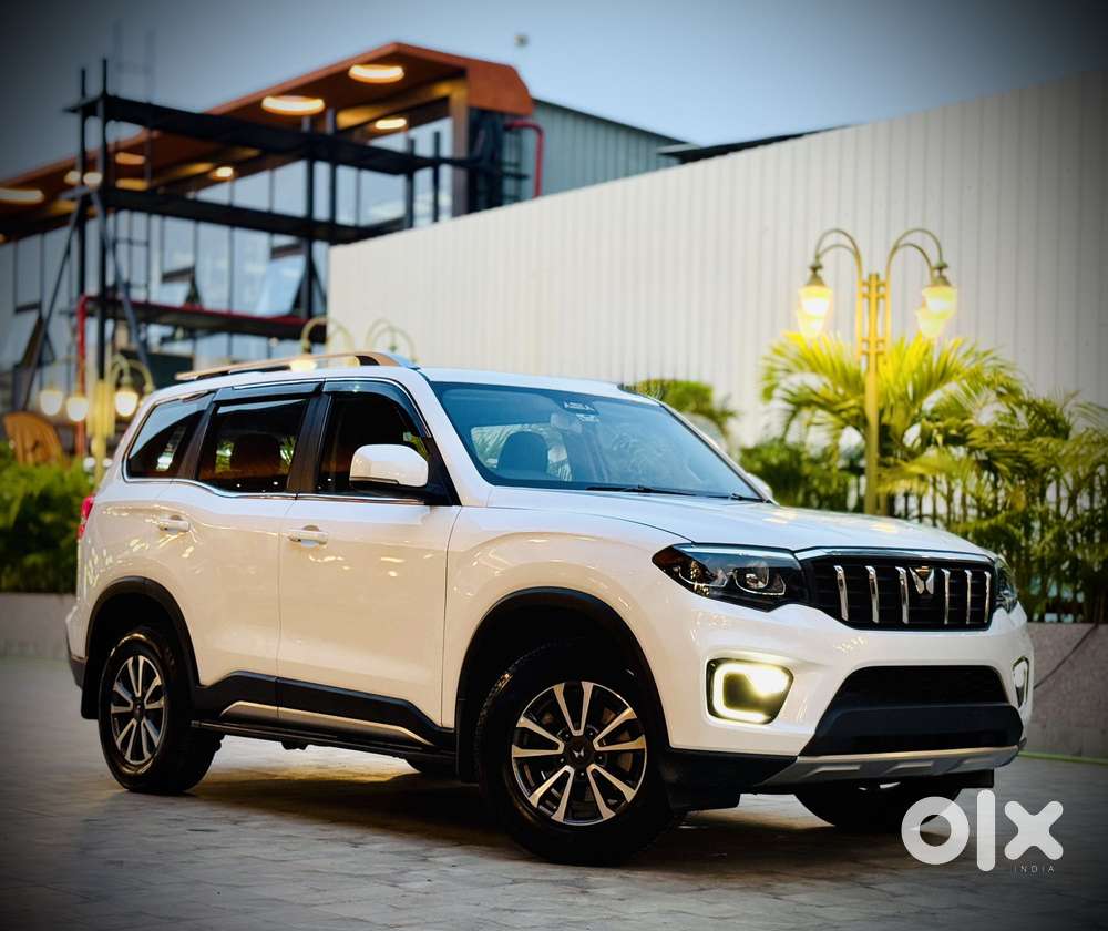 Mahindra Scorpio N Z8 Select Diesel At 2wd 7-seater, 2025, Diesel