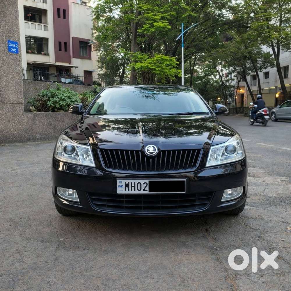 Skoda Laura 1.8 Tsi Ambiente, 2011, Petrol