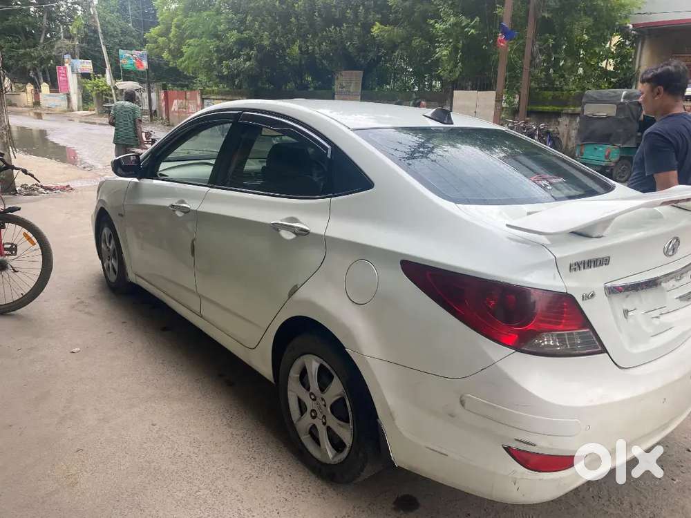Hyundai Verna Crdi 2013 Model