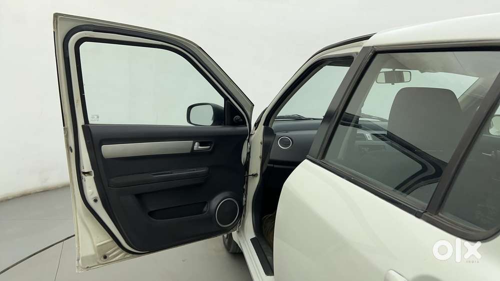 Maruti Suzuki Swift 2004-2010 Vxi Bsiv, 2011, Petrol