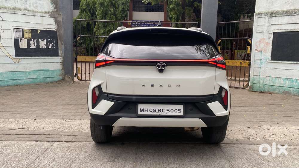 Tata Nexon Creative 1.2 Revotron Petrol 6 Amt, 2023, Petrol