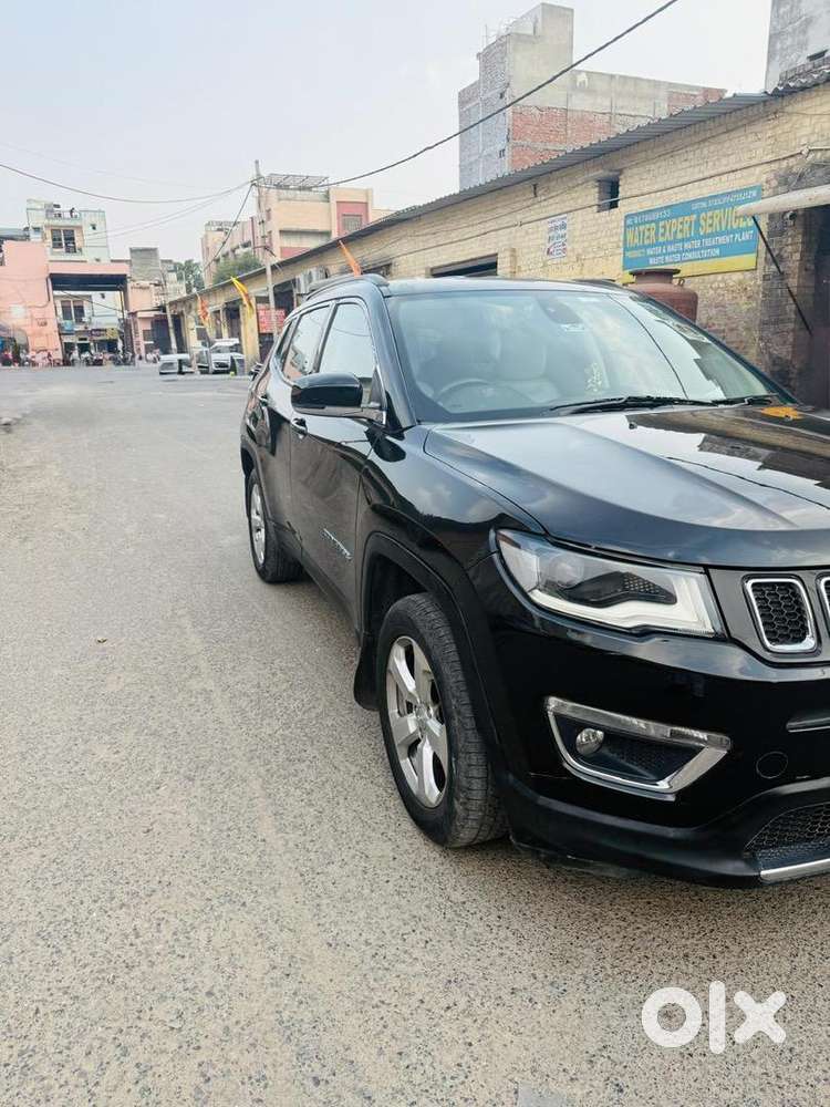 Jeep Petrol Automatic 2017 November