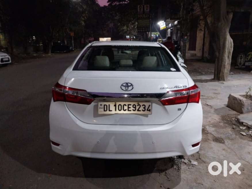 Toyota Corolla Altis 1.8 G Cvt, 2015, Petrol
