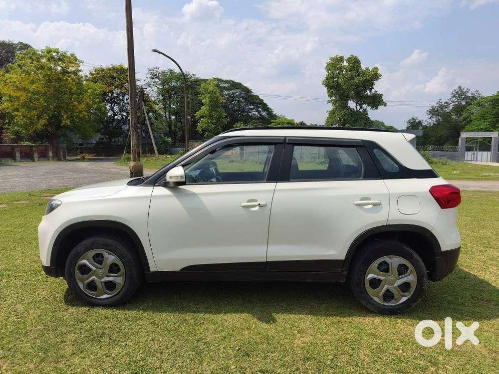 Maruti Suzuki Brezza 1.5 Vxi At Smart Hybrid, 2020, Petrol