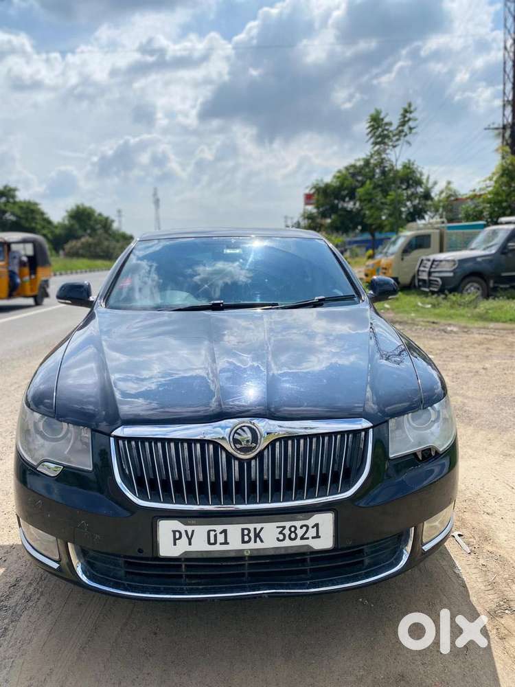 Skoda Superb, 2011, Petrol
