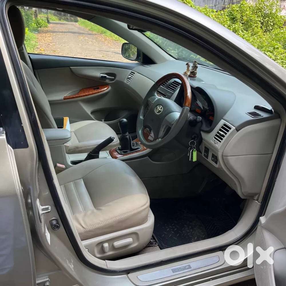 Toyota Corolla Altis [ ] 1.8 J, 2011, Petrol