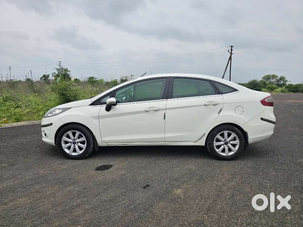 Ford Fiesta Petrol Manual 2014
