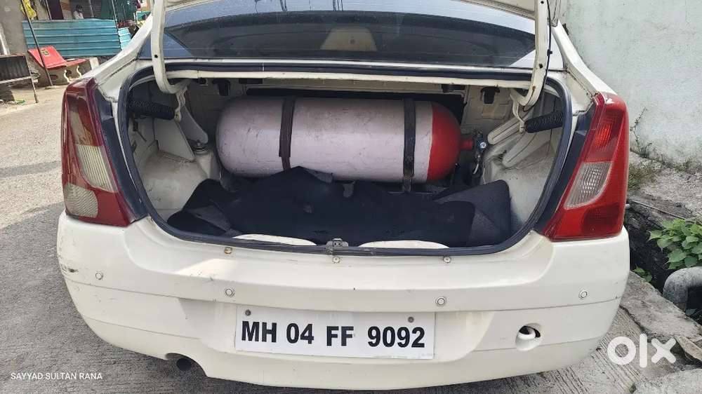 Mahindra Renault Logan 1.6 Petrol + Cng 2012 First Owner