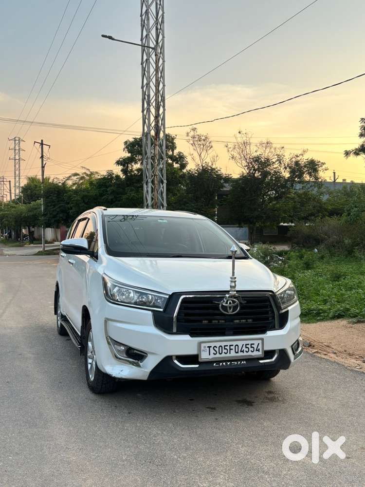 Toyota Innova Crysta 2023 Diesel 100000 Km