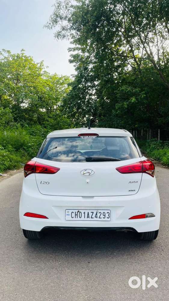 Hyundai I20 Petrol Asta Option, 2014, Petrol