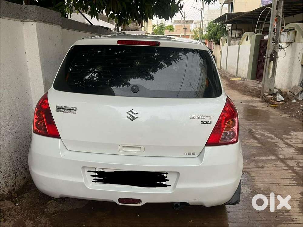 Maruti Suzuki Swift 2010