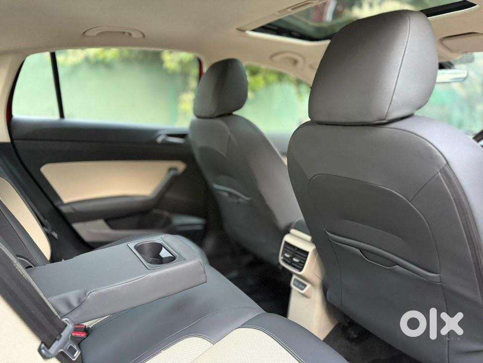 Skoda Slavia 1.0 Tsi Style At, 2023, Petrol