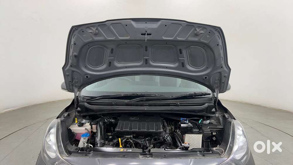 Hyundai Aura 1.2 Sx Cng, 2023, Cng & Hybrids