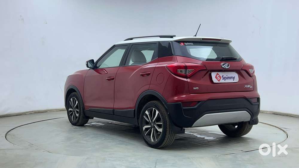 Mahindra Xuv300 W8 Option Dual Tone, 2021, Petrol