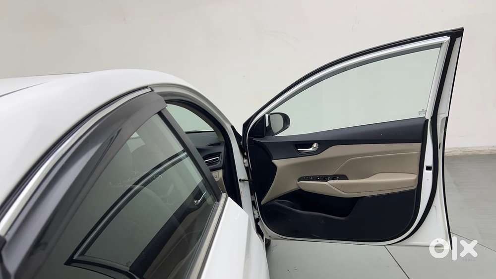 Hyundai Verna 1.5 Sx (o) Vtvt Ivt, 2021, Petrol