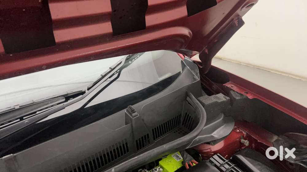 Volkswagen Taigun Topline 1.0 Tsi At (electric Seats), 2022, Petrol