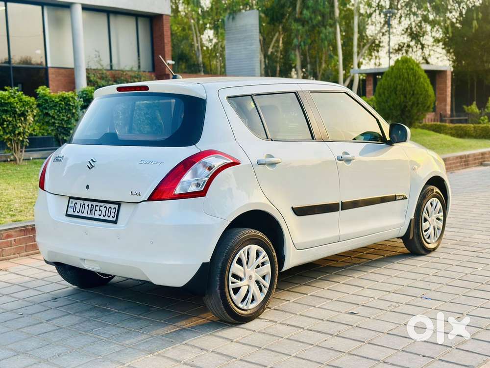 Maruti Suzuki Swift Lxi Option, 2014, Petrol