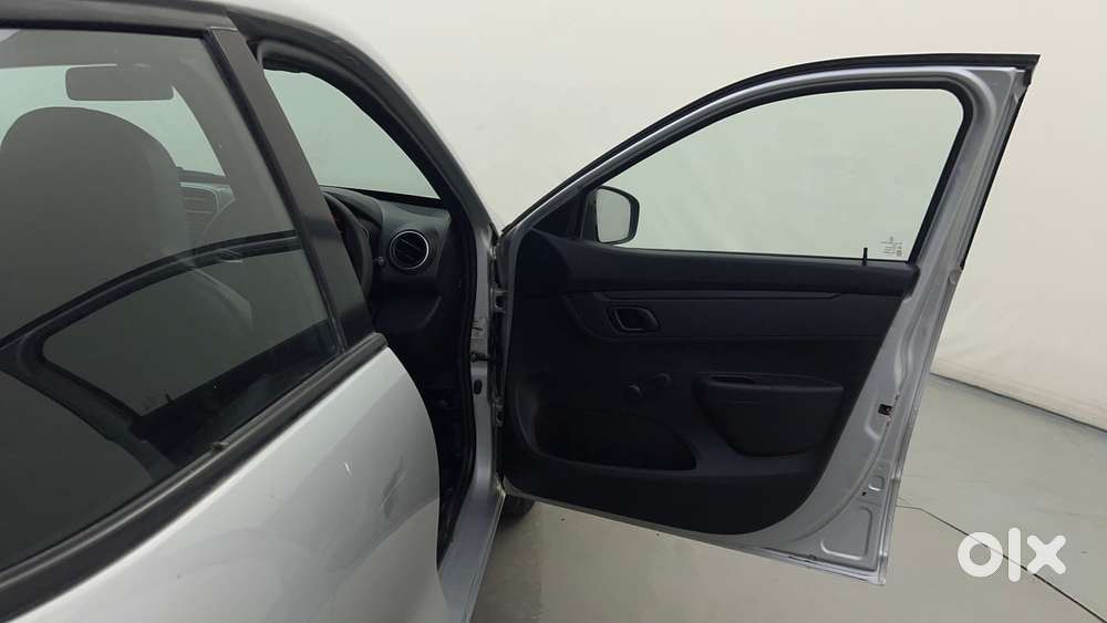 Renault Kwid 2019-ongoing 1.0 Rxl Amt, 2017, Petrol