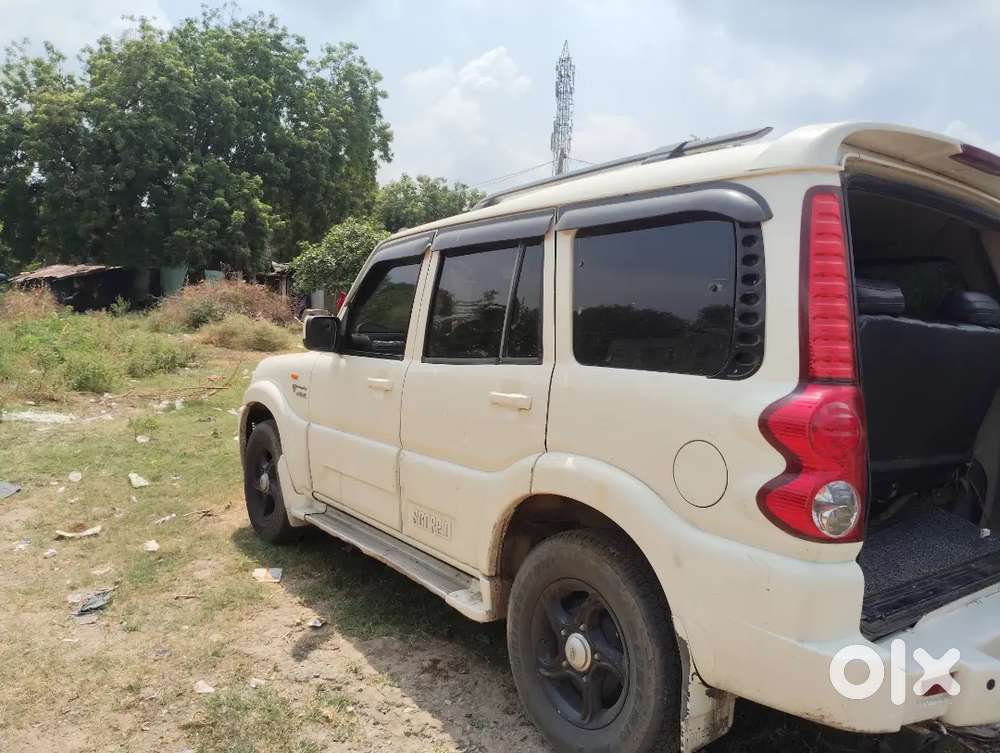 Mahindra Vision X 2012 Diesel Automatic