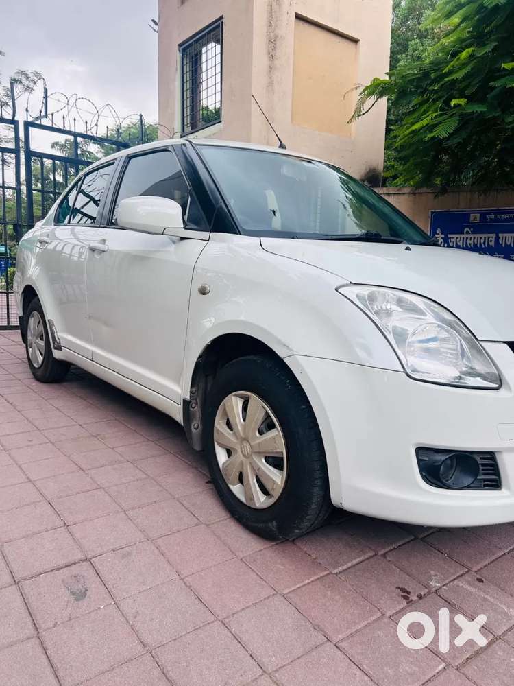 Maruti Suzuki Swift Dzire 1.2 Vxi Bsiv, 2011, Petrol