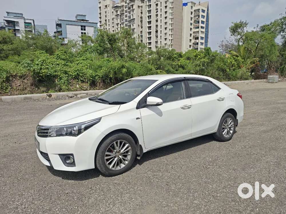 Toyota Corolla Altis 2015