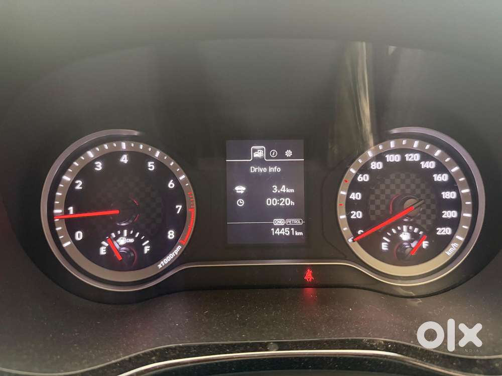 Hyundai Aura 1.2 Sx Cng, 2025, Cng & Hybrids