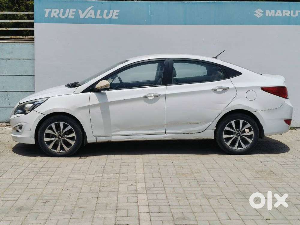 Hyundai Verna 1.6 S (o) Vtvt, 2015, Petrol