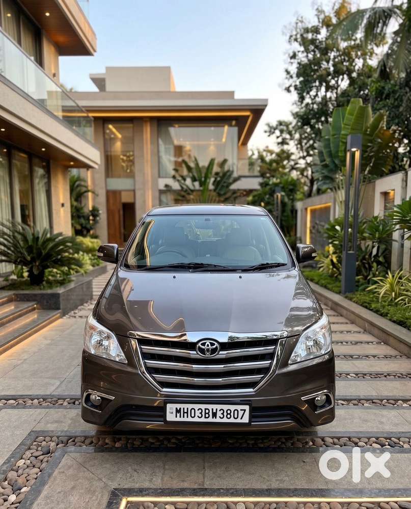 Toyota Innova 2.5 Vx 7 Seater Bs Iv, 2015, Diesel