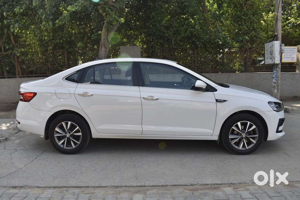 Skoda Slavia 1.0 Tsi Style, 2022, Petrol