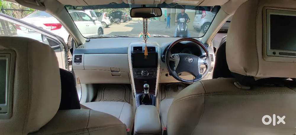 Toyota Corolla Altis 2013