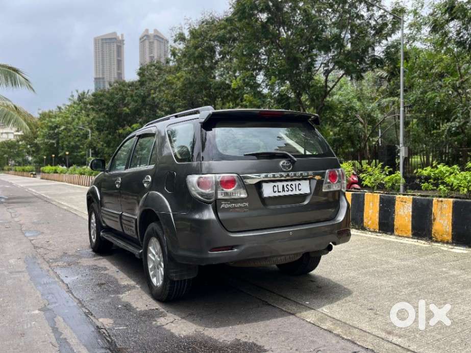 Toyota Fortuner 3.0 4x4 Manual, 2011, Diesel