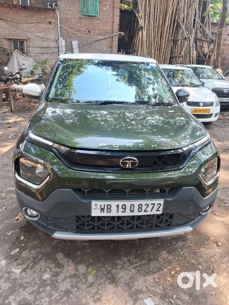 Tata Punch Mt Petrol 2025 Dual Tone Sunroof