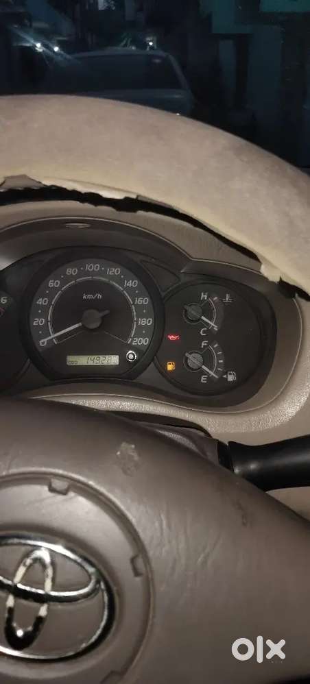 Innova 2.5g 7 Str Power Steering