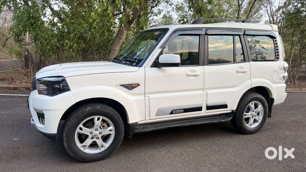 Mahindra Scorpio S10, 2015, Diesel