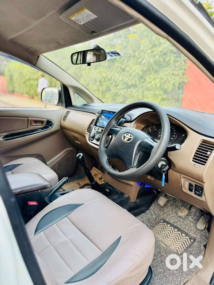 Toyota Innova 2.5 G (diesel) 8 Seater, 2016, Diesel