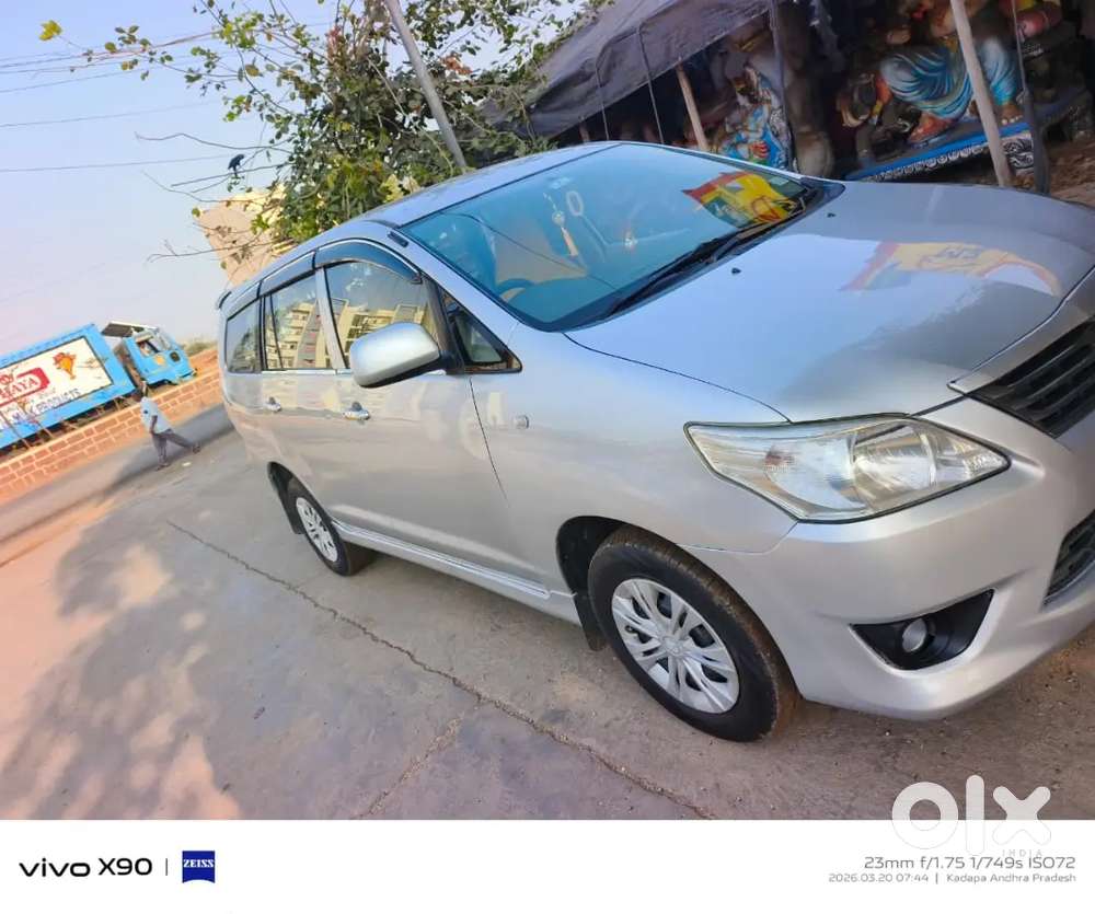 Toyota Innova Diesel 2014 Manual 2nd