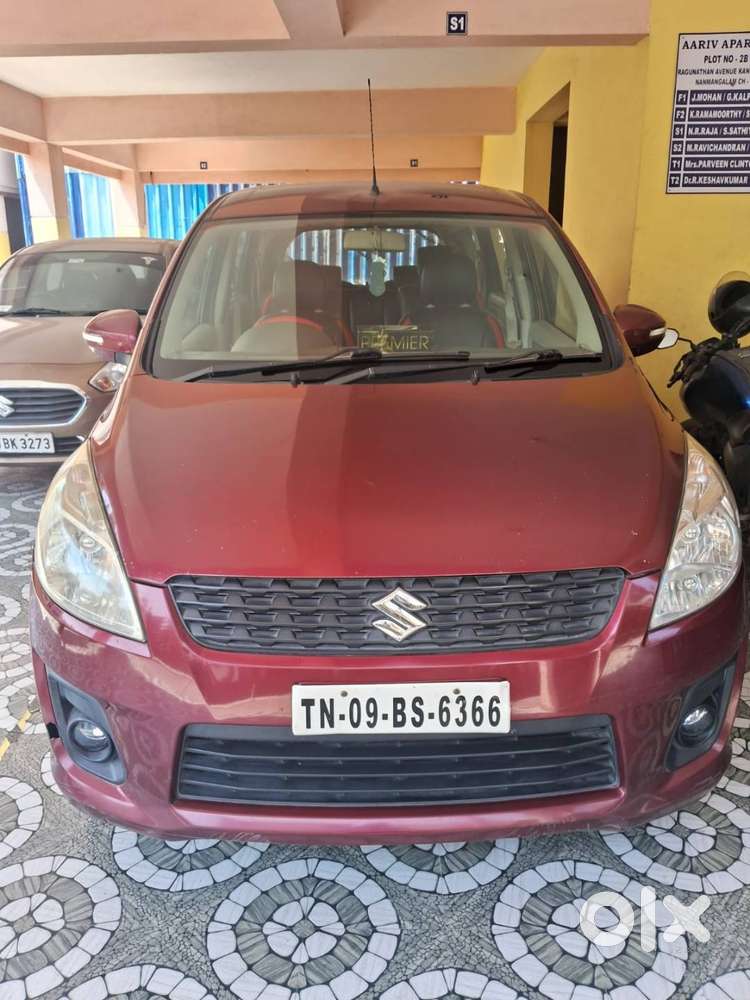 Maroon Clour Ertiga